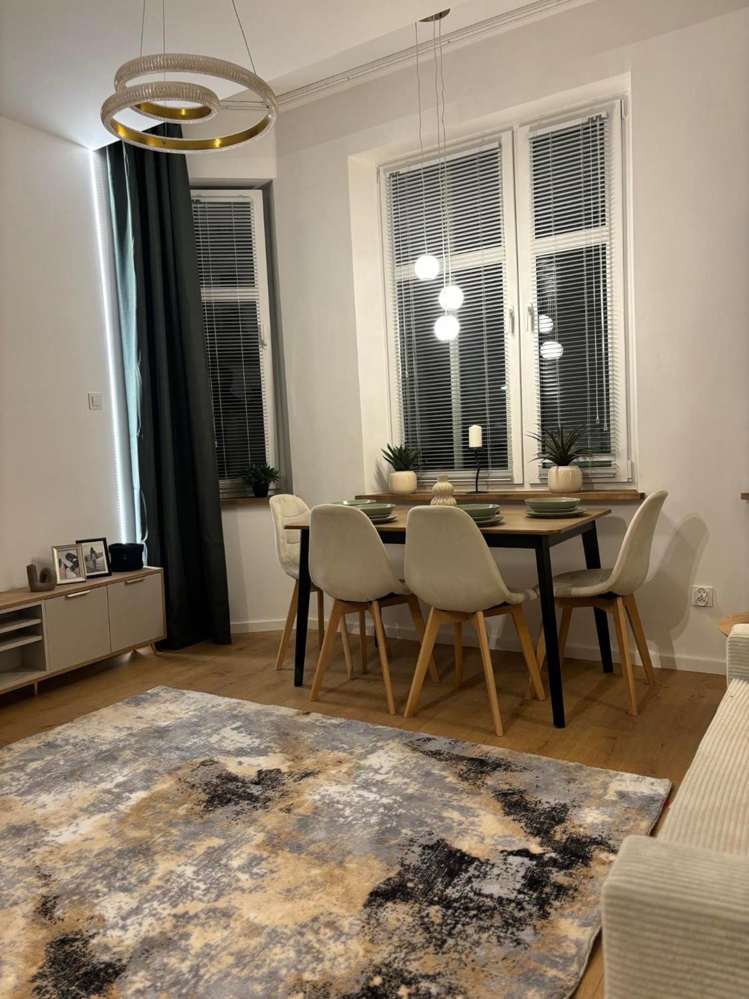 Apartament Pod Wieza 1 Wałbrzych Exterior foto